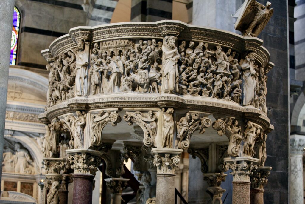 pulpit by Giovanni Pisano