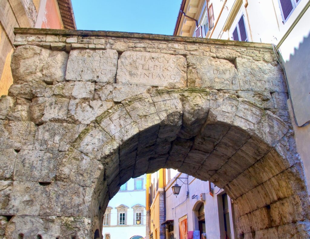 Arch of Drusus, a must see with one day in Spoleto