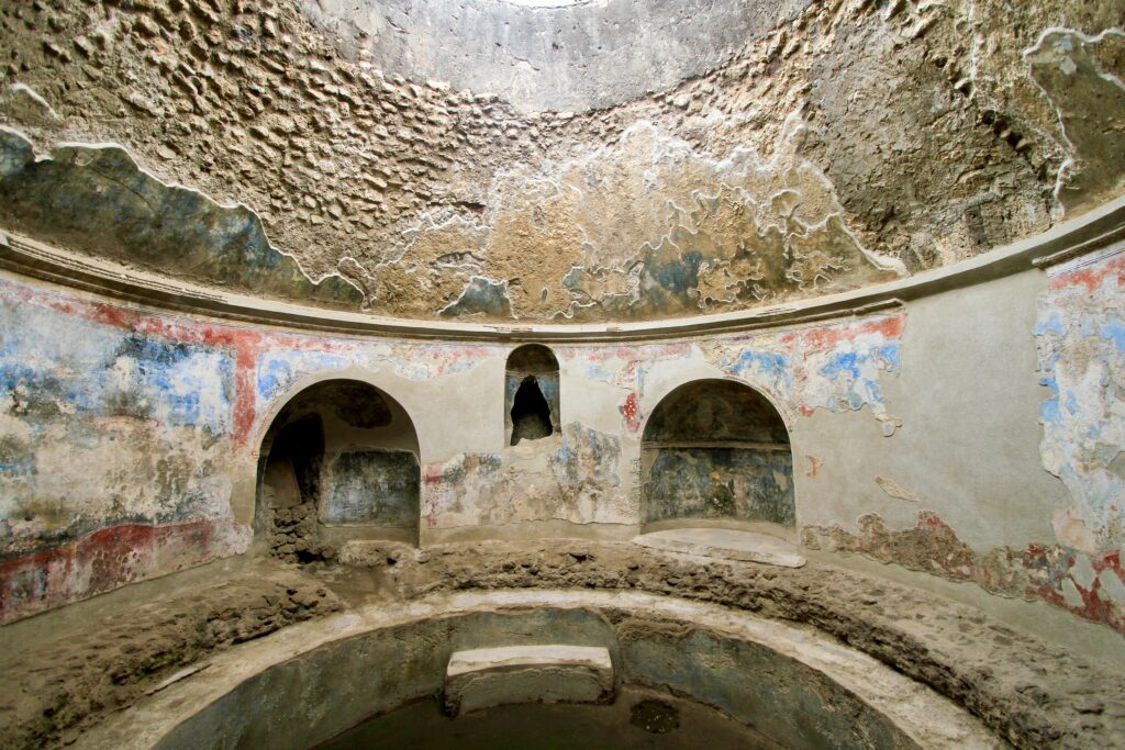 frescos in Stabian Baths