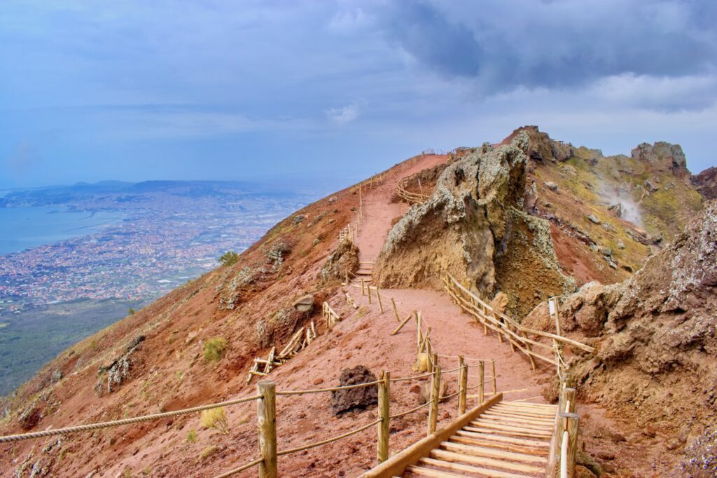 Vesuvius, a must visit with 3 days in Naples