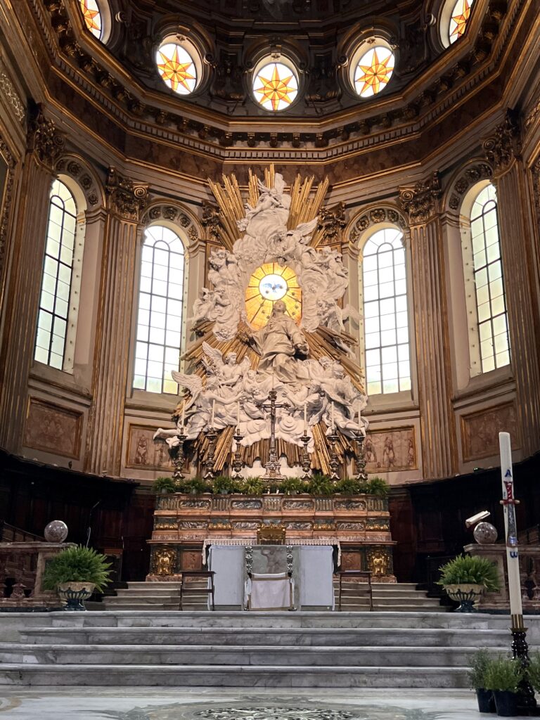 Assumption of the Virgin on the altar