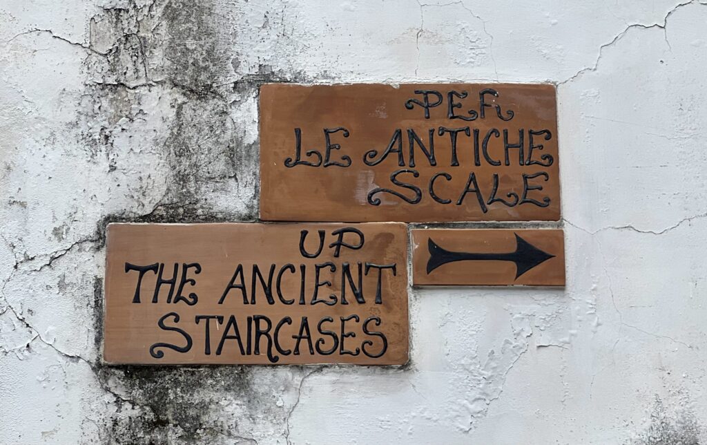 sign to the ancient staircases