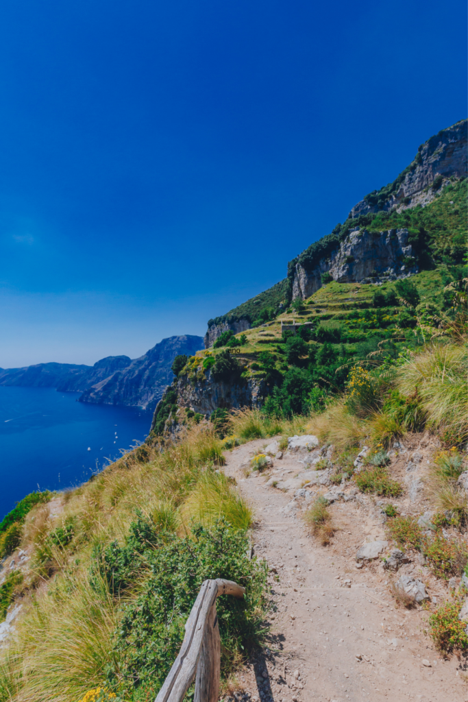 Path of the Gods hiking trail, a great thing to do with one day in Positano