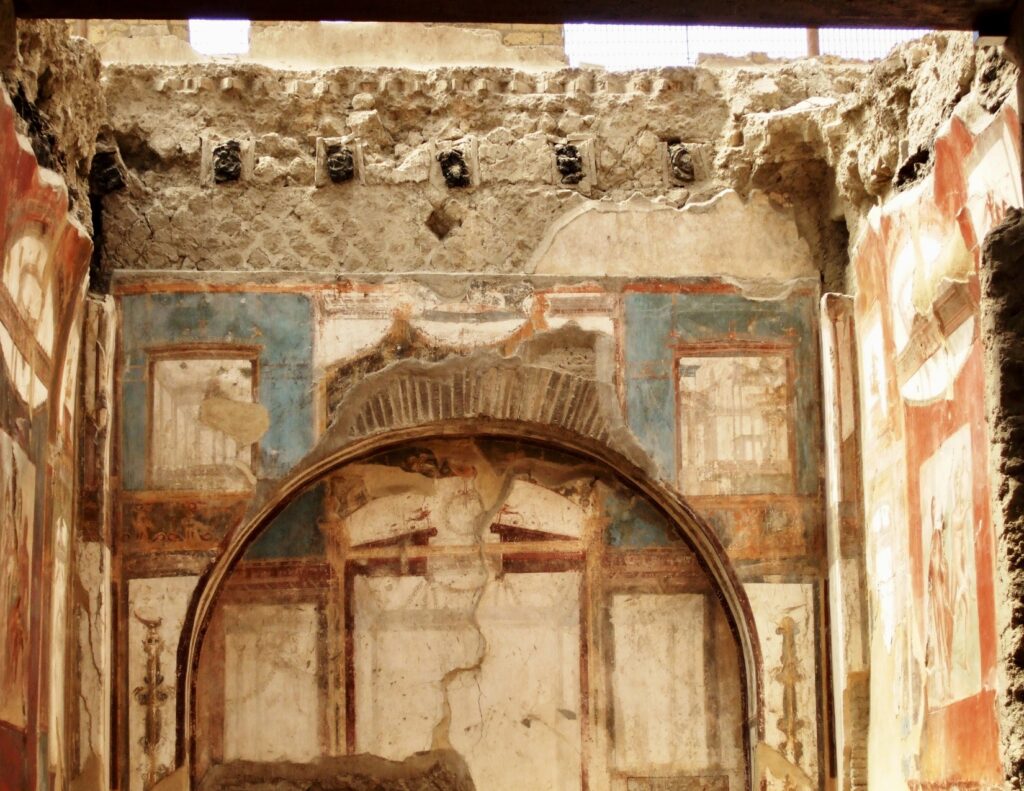 frescos in Herculaneum