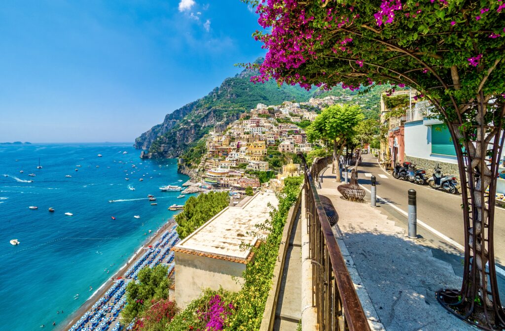 walking path in Positano