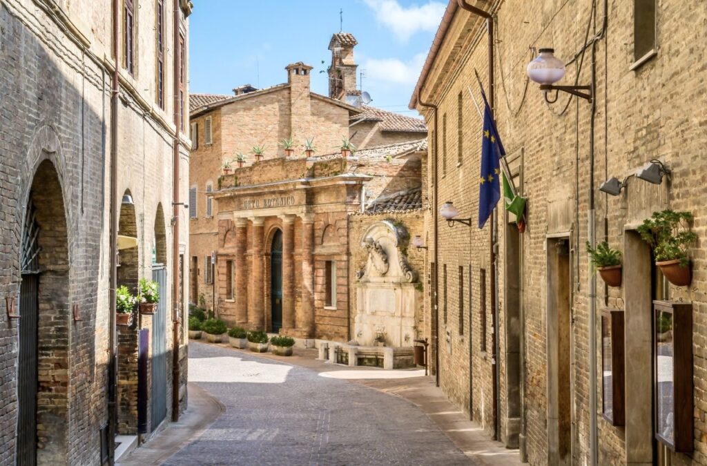 cobbled street in Urbino