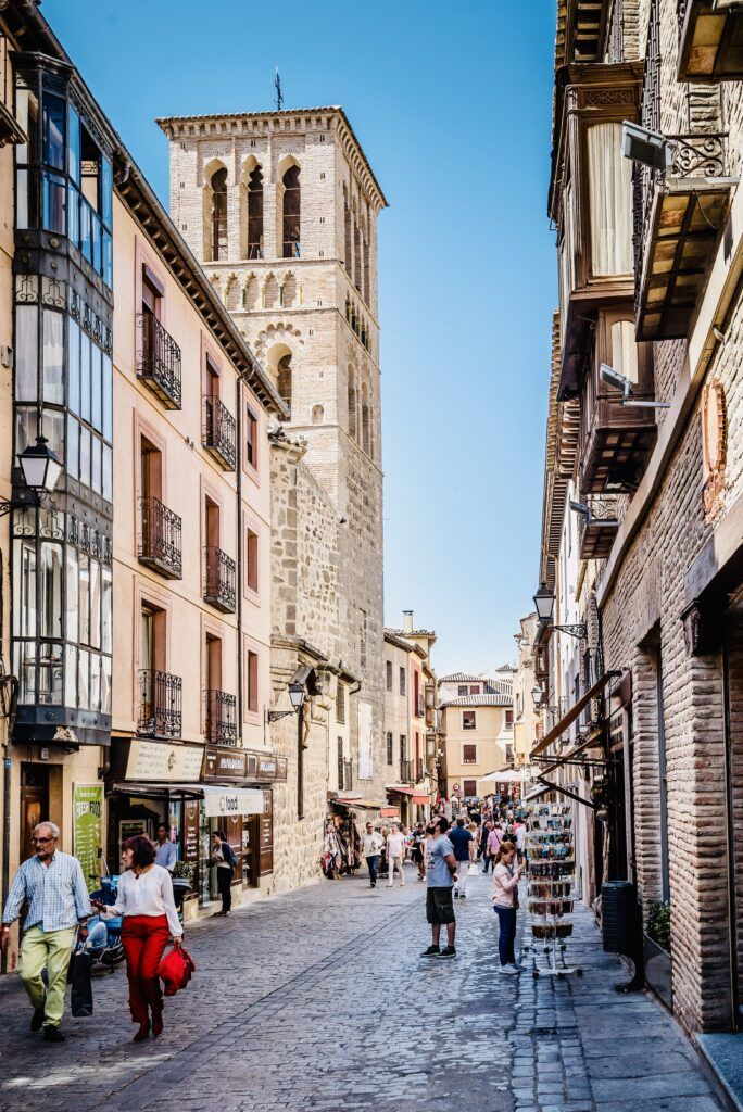 Santo Tome Street in the old Jewish Quarter