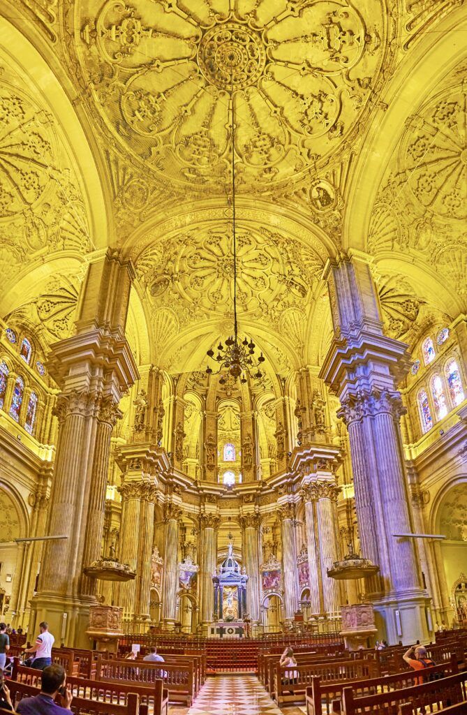 central nave of the cathedral