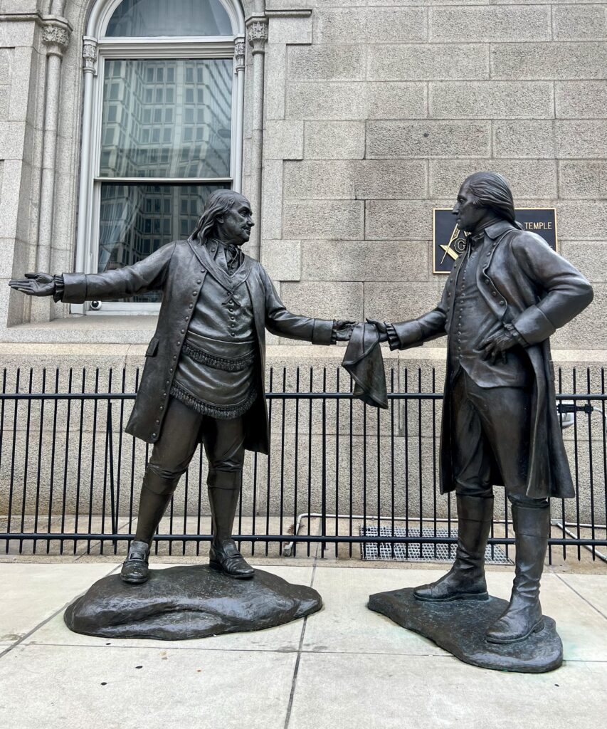 George Washington and Benjamin Franklin Sculpture