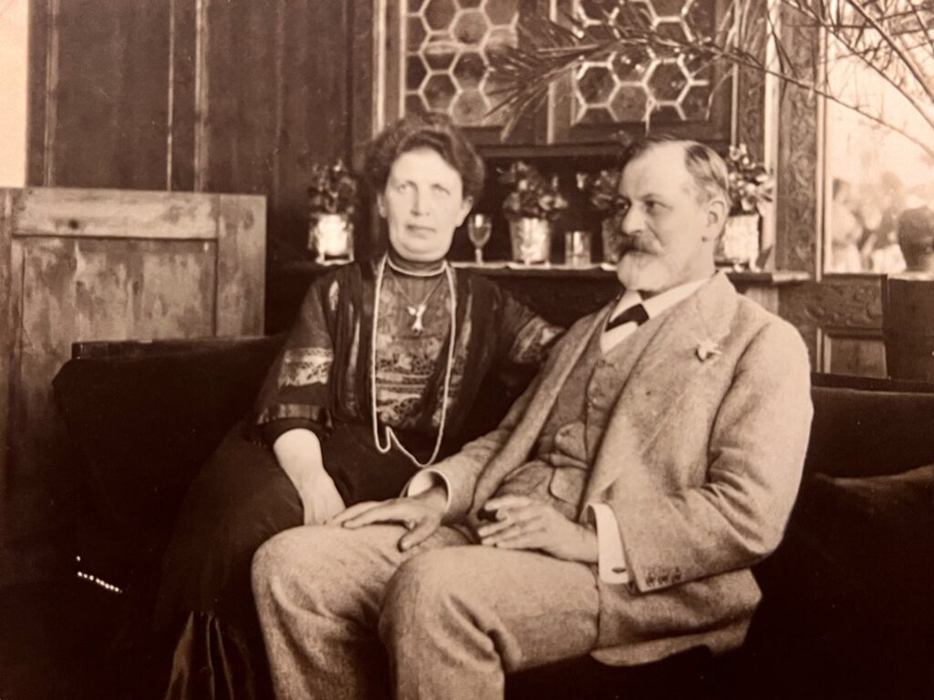 Martha and Sigmund Freud in 1911