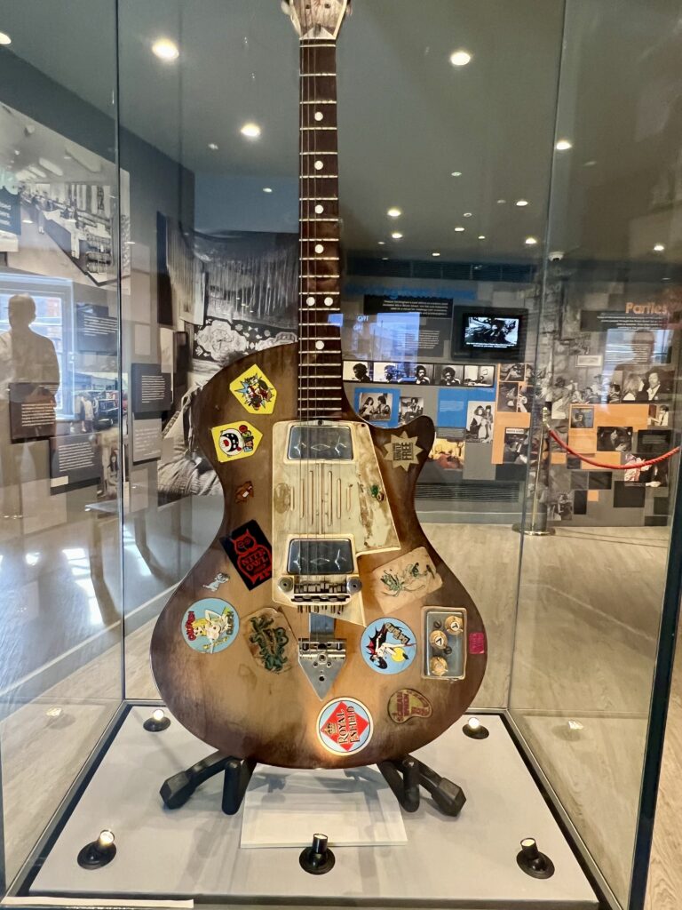 Hendrix' Epiphone guitar
