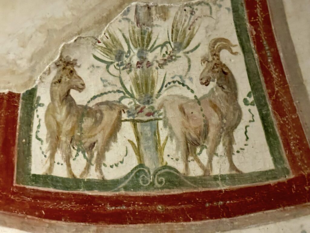 frescos in the Romane del Cielo