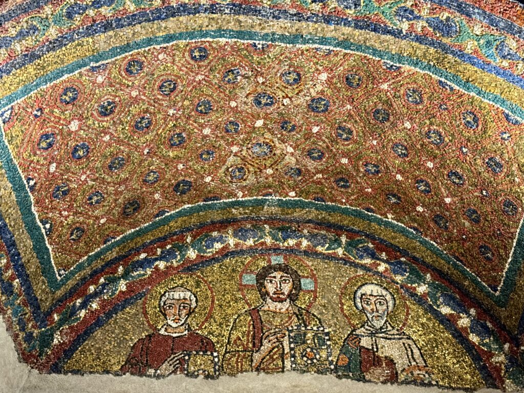 vaulted ceiling with mosaics