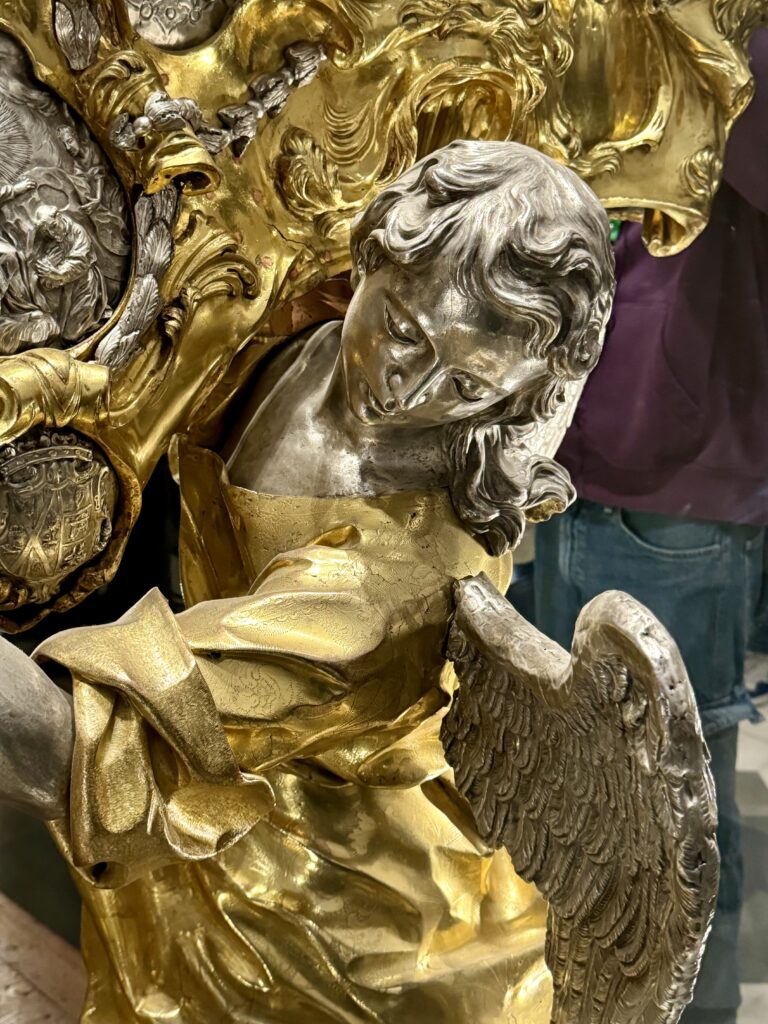 detail of statuette on the monstrance tower