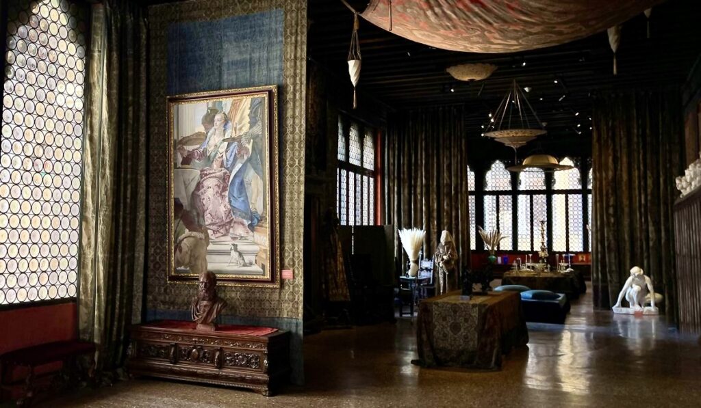 room in the Palazzo Fortuny