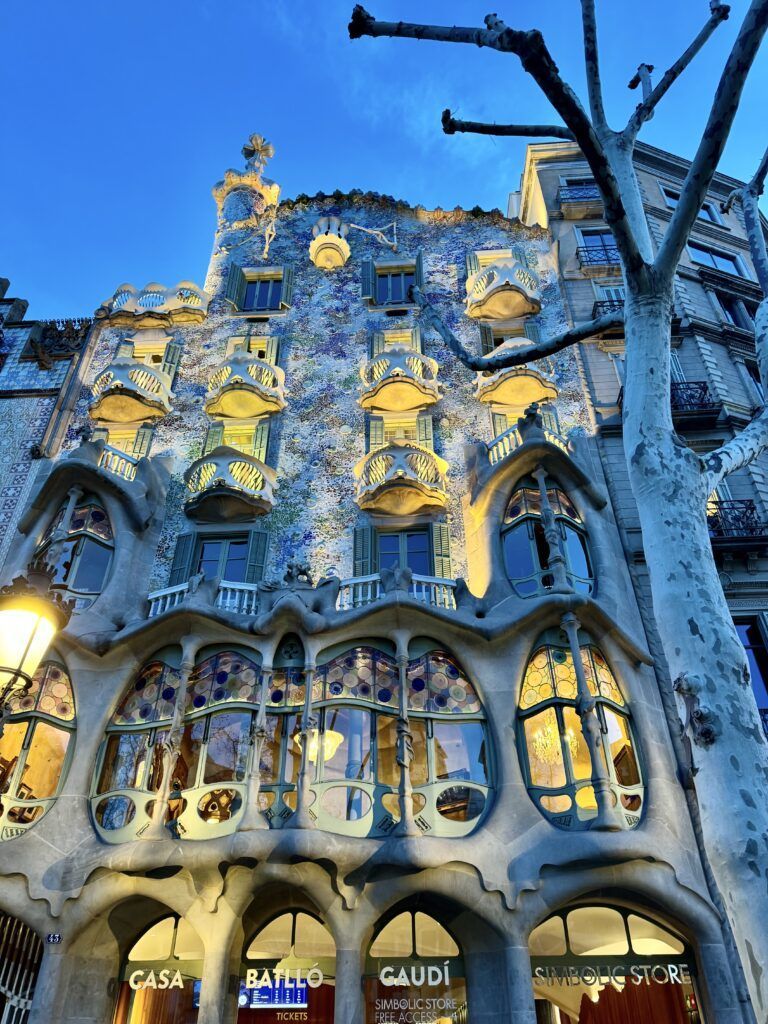 Casa Batllo lit up at night