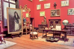room in the Sorolla Museum with paintings