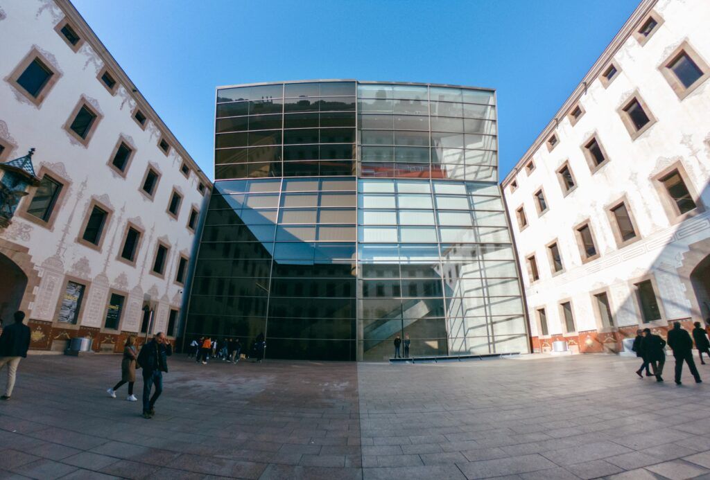 glass architecture of CCCB