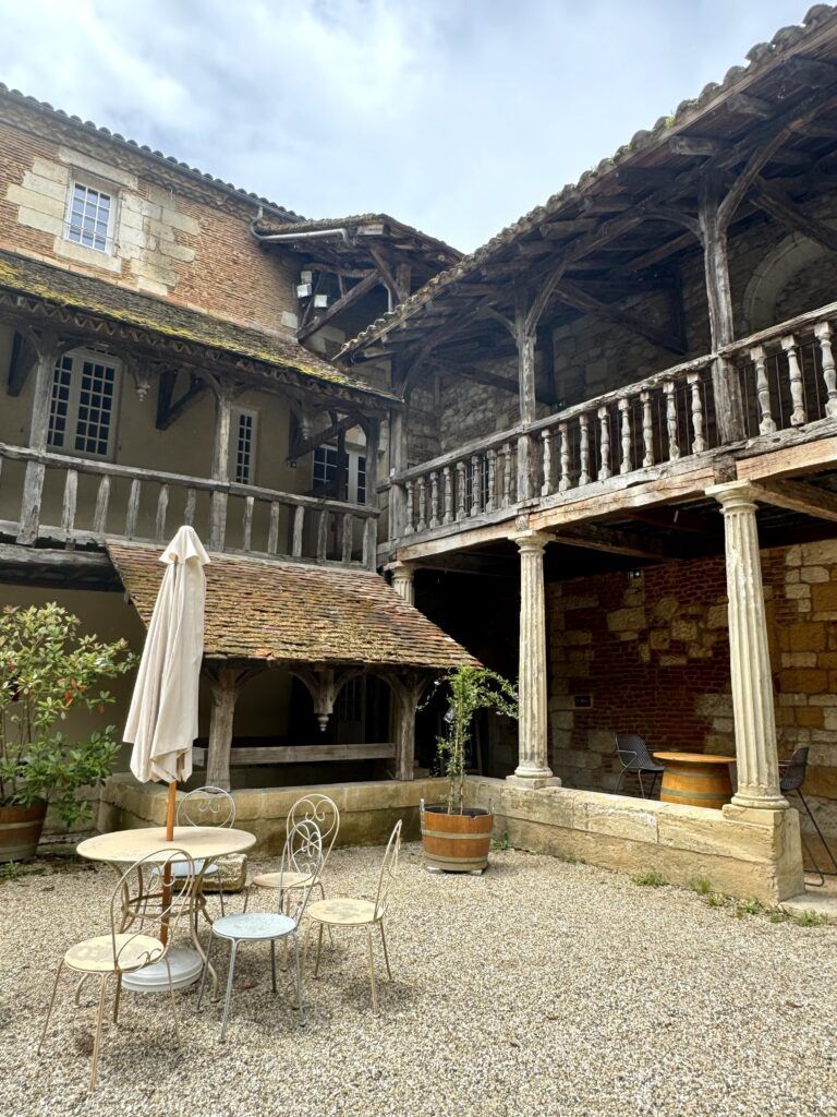 Renaissance galleries