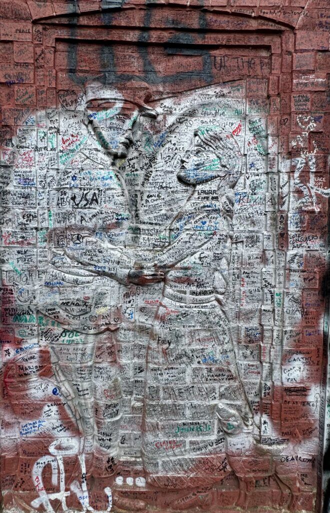 mural on the Peace Wall