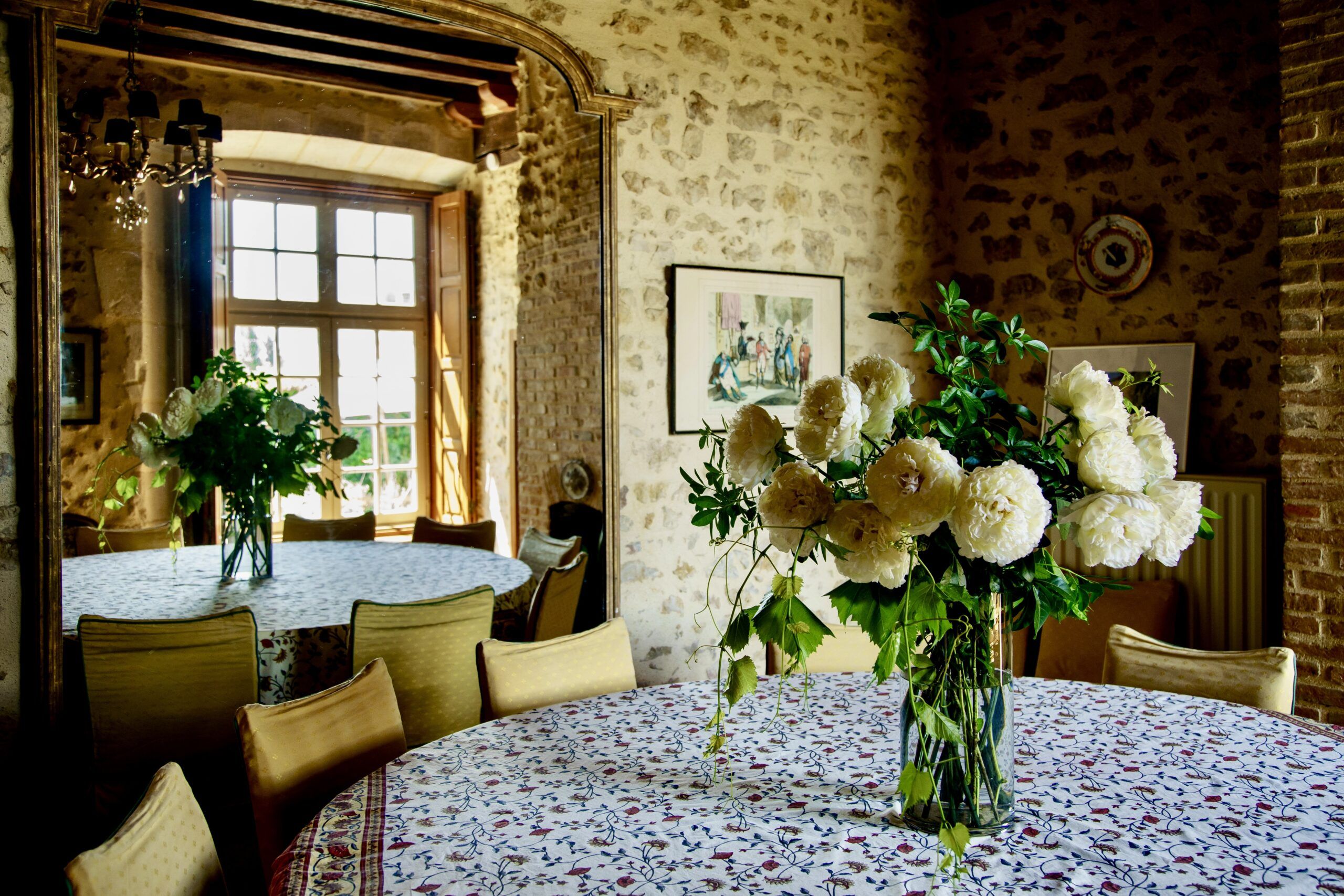 Mastering The French Aesthetic: Tips For Creating A Chic Home - The ...