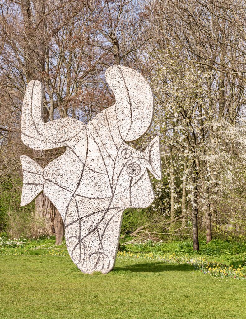 Picasso fish sculpture