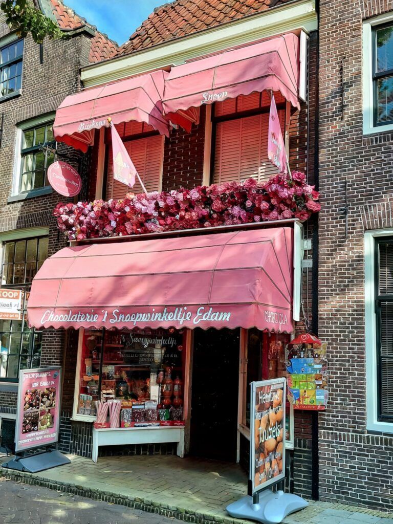 famous chocolate sho with pink facade