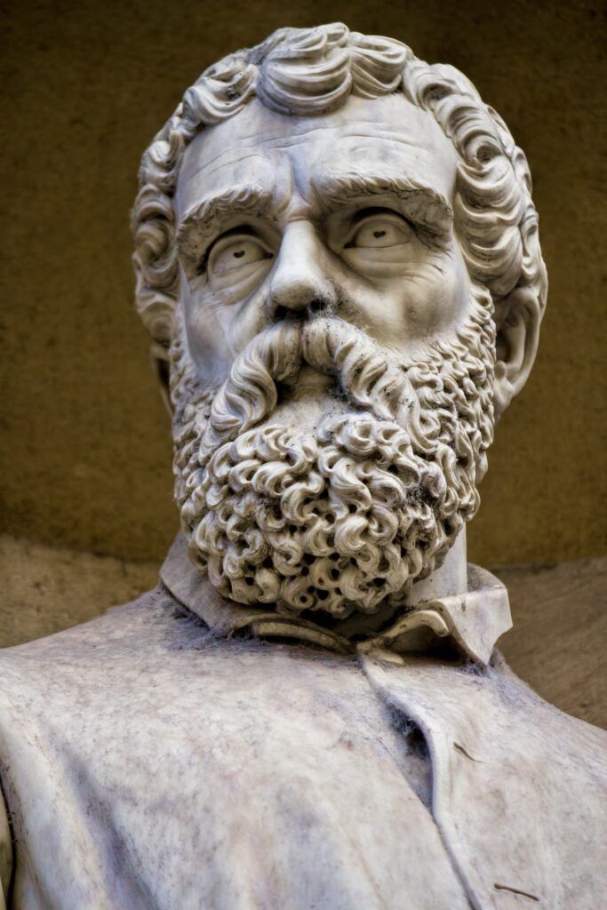 statue of Cellini at the Uffizi Gallery