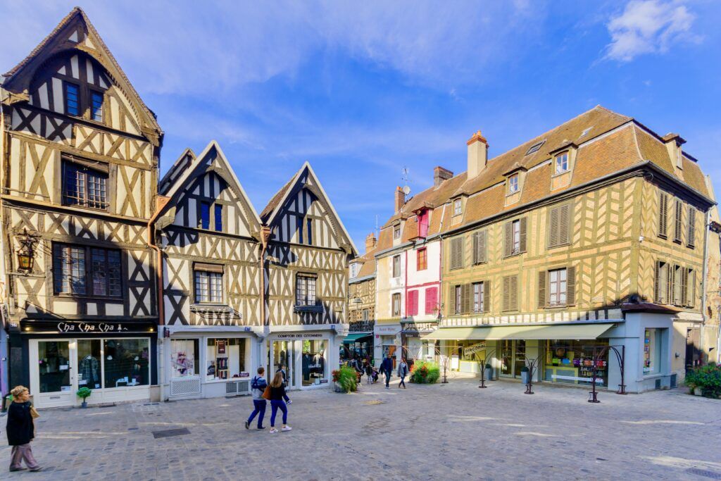 promenade in the Marin Quarter in Auxerre