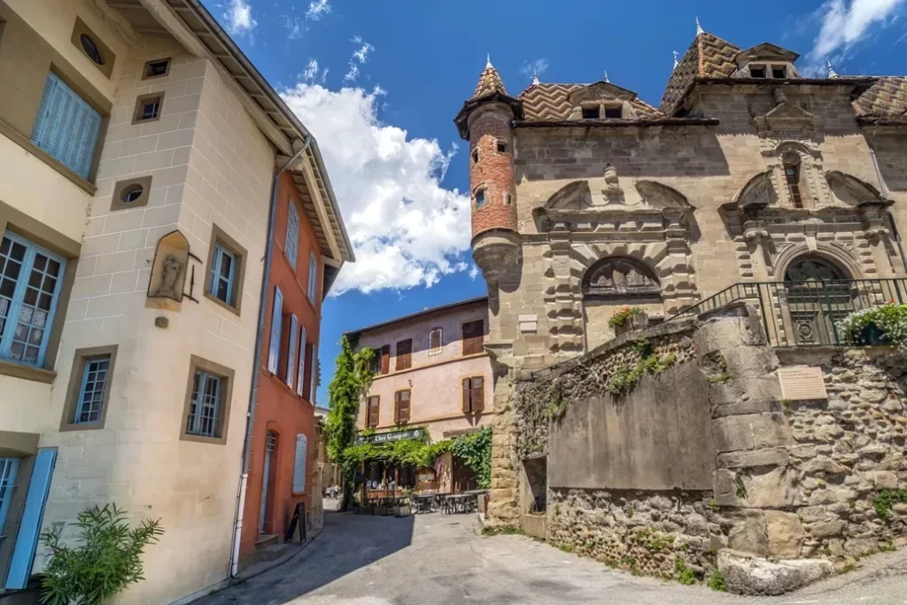 street in Saint-Antoine-l’Abbaye