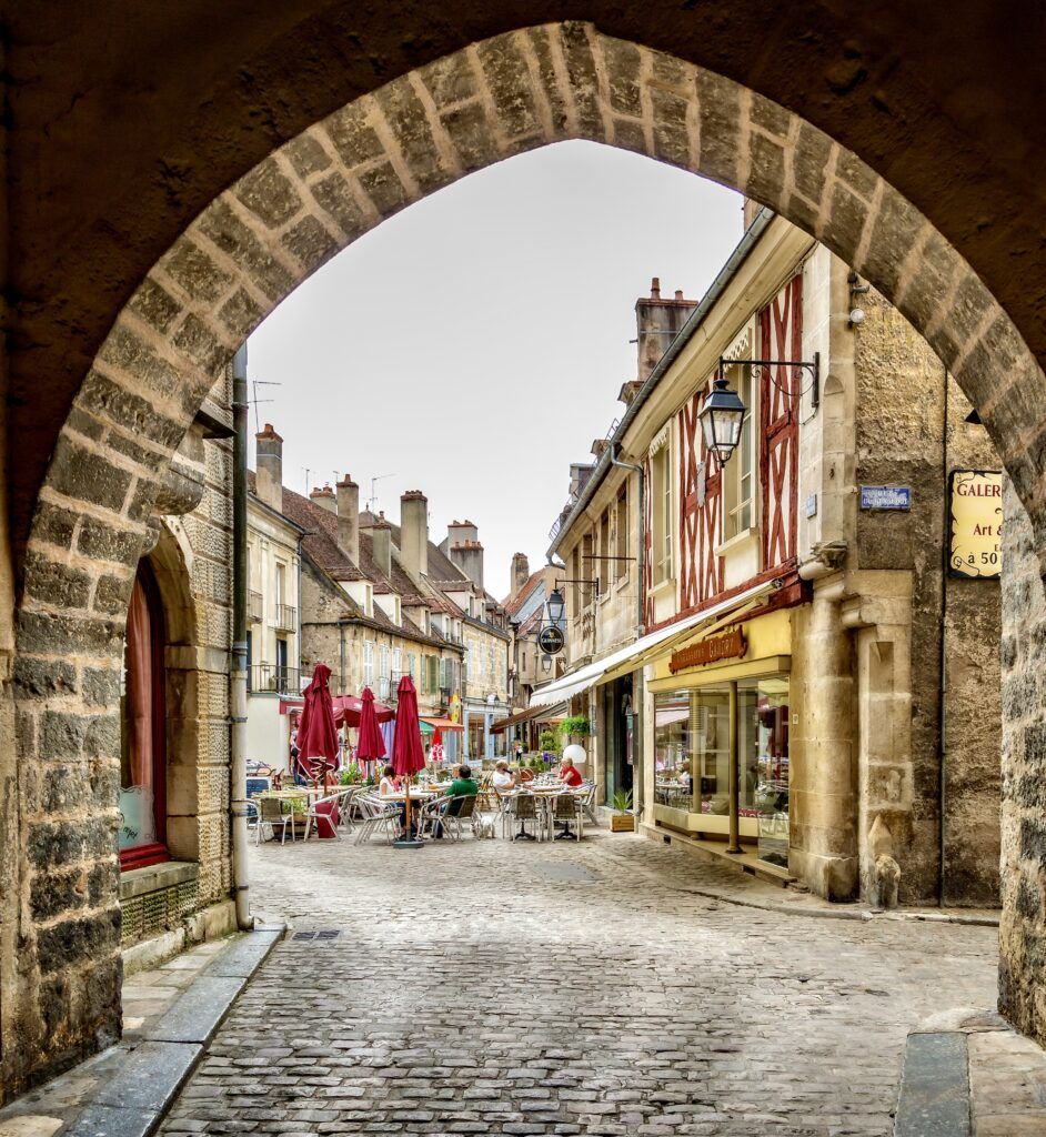 view of the old town Semur-en-auxois