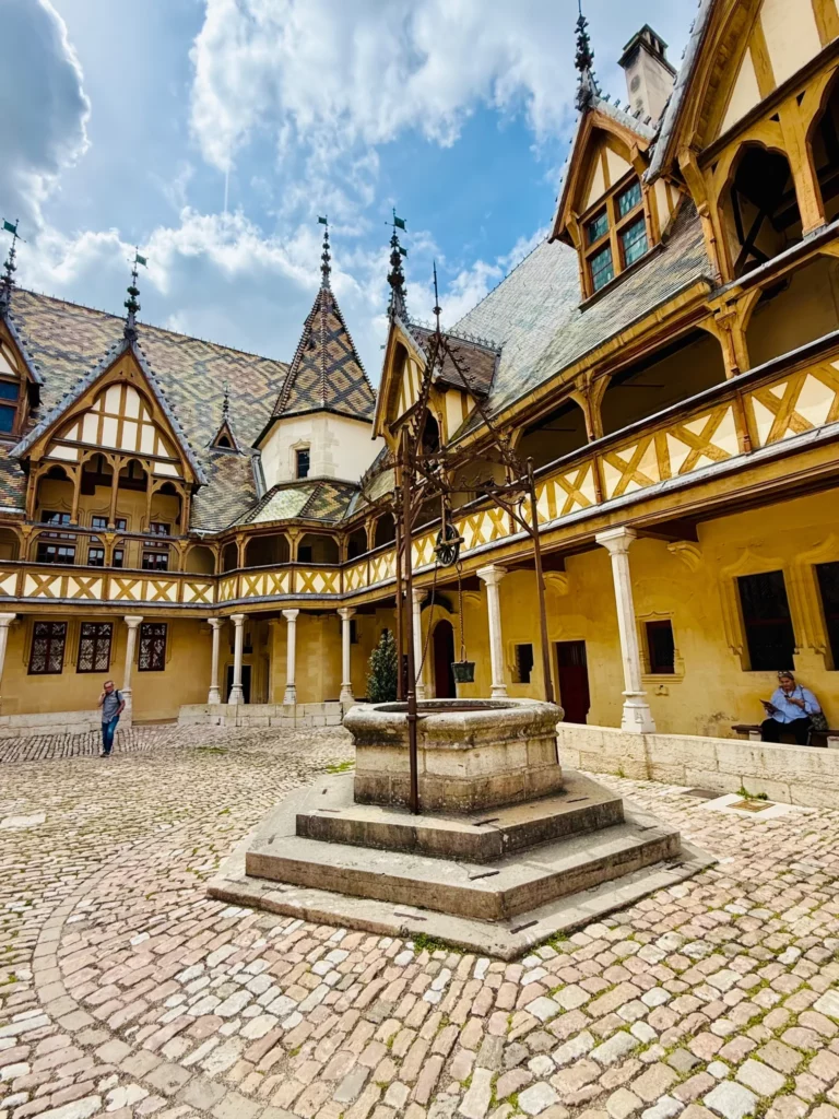 medieval well in the courtyard of Hotel Dieu