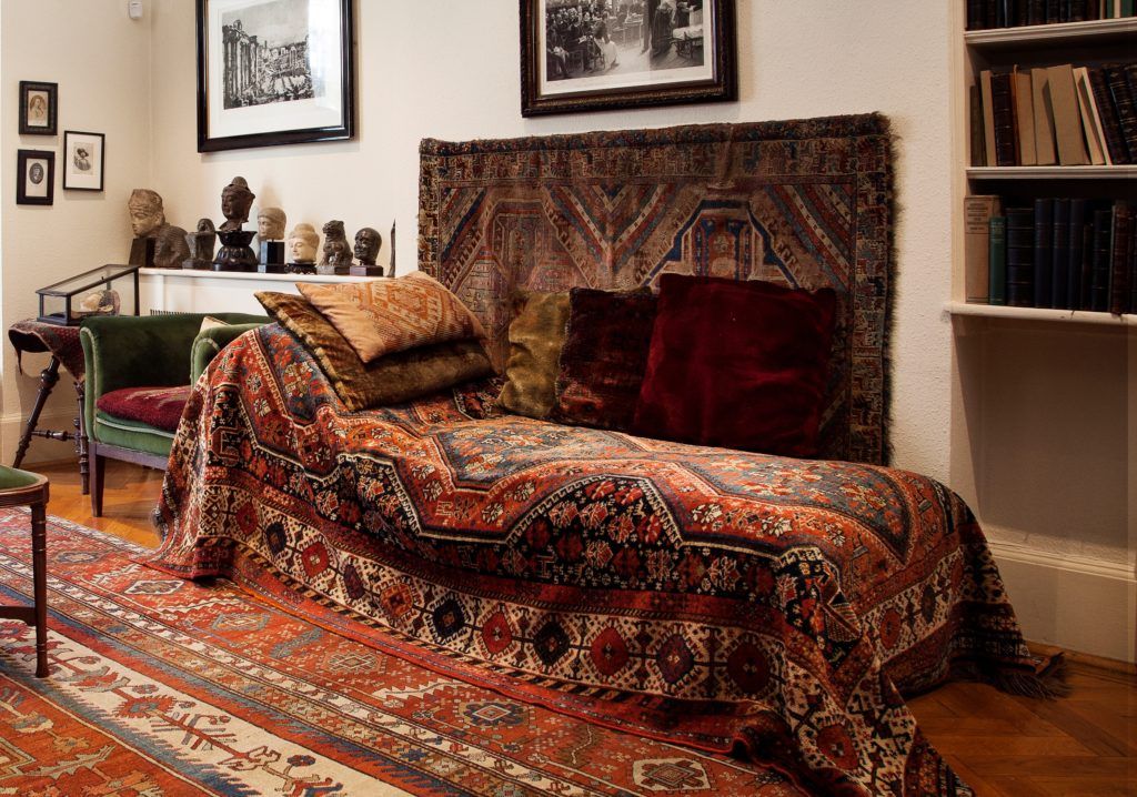 Freud's psychoananalytical couch