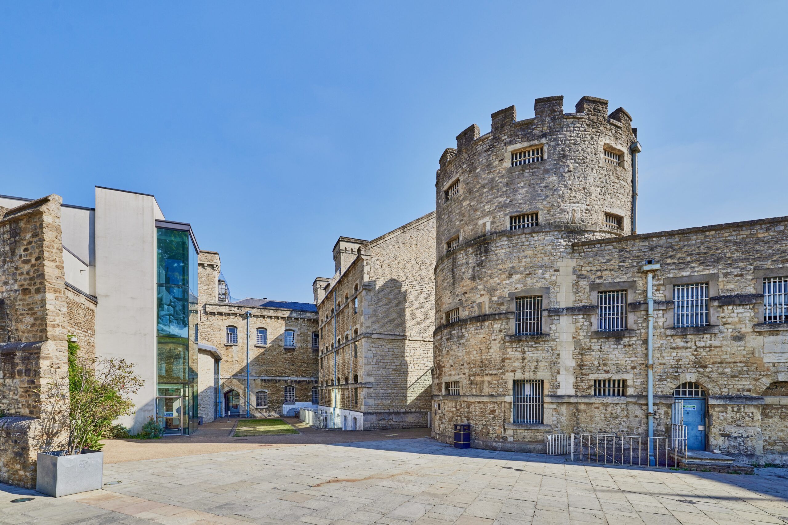 exterior facade of Oxford Castle