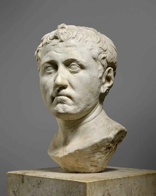 bust of a young Pompey (Louvre)