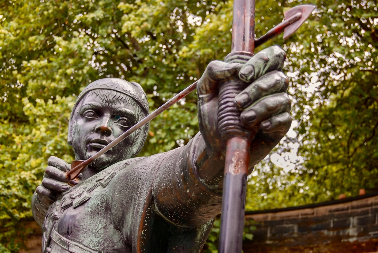 bronze sculpture of Robin Hood outside Nottingham Castle