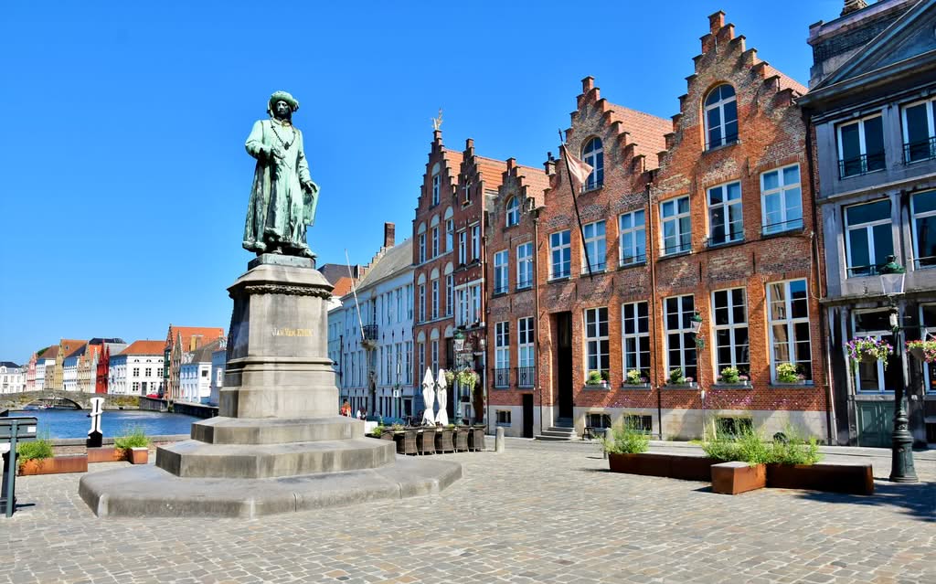 Jan van Eyckplein in Bruges