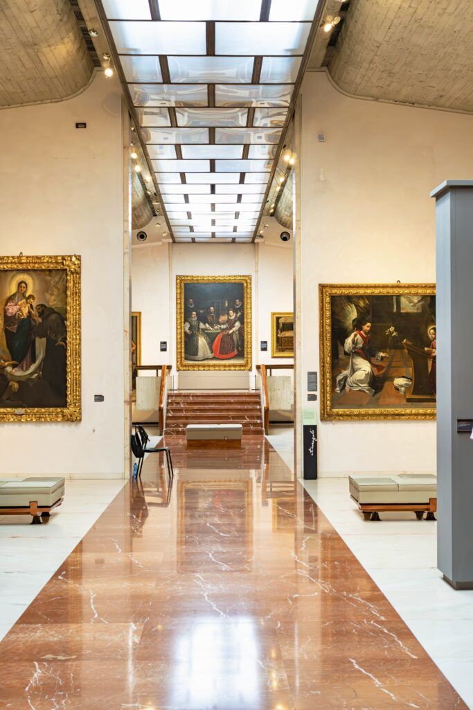 hallway in the National Gallery