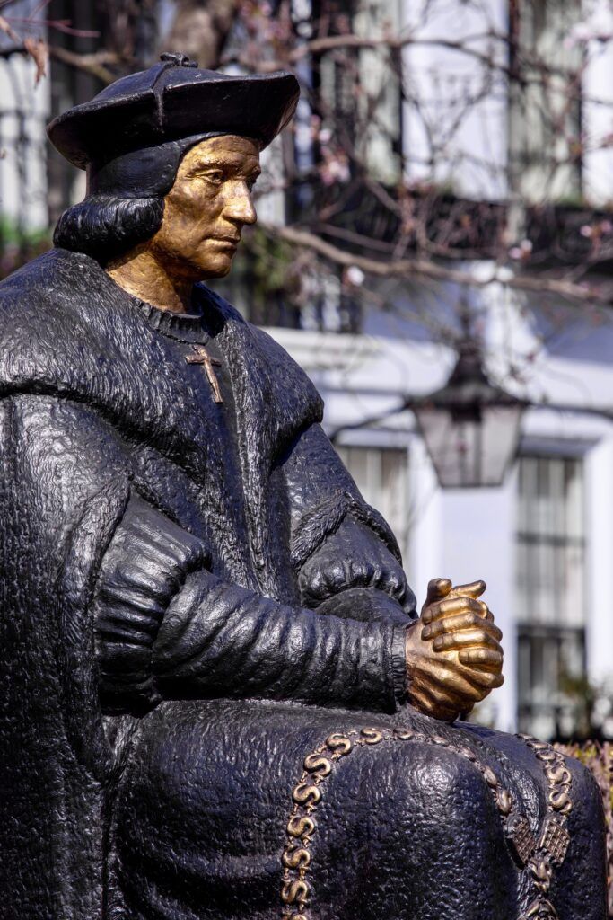 statue of More in Chelsea